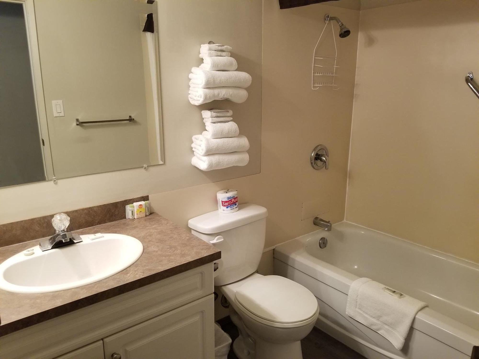 Osoyoos Lakeview Inn & Suites Ruang foto