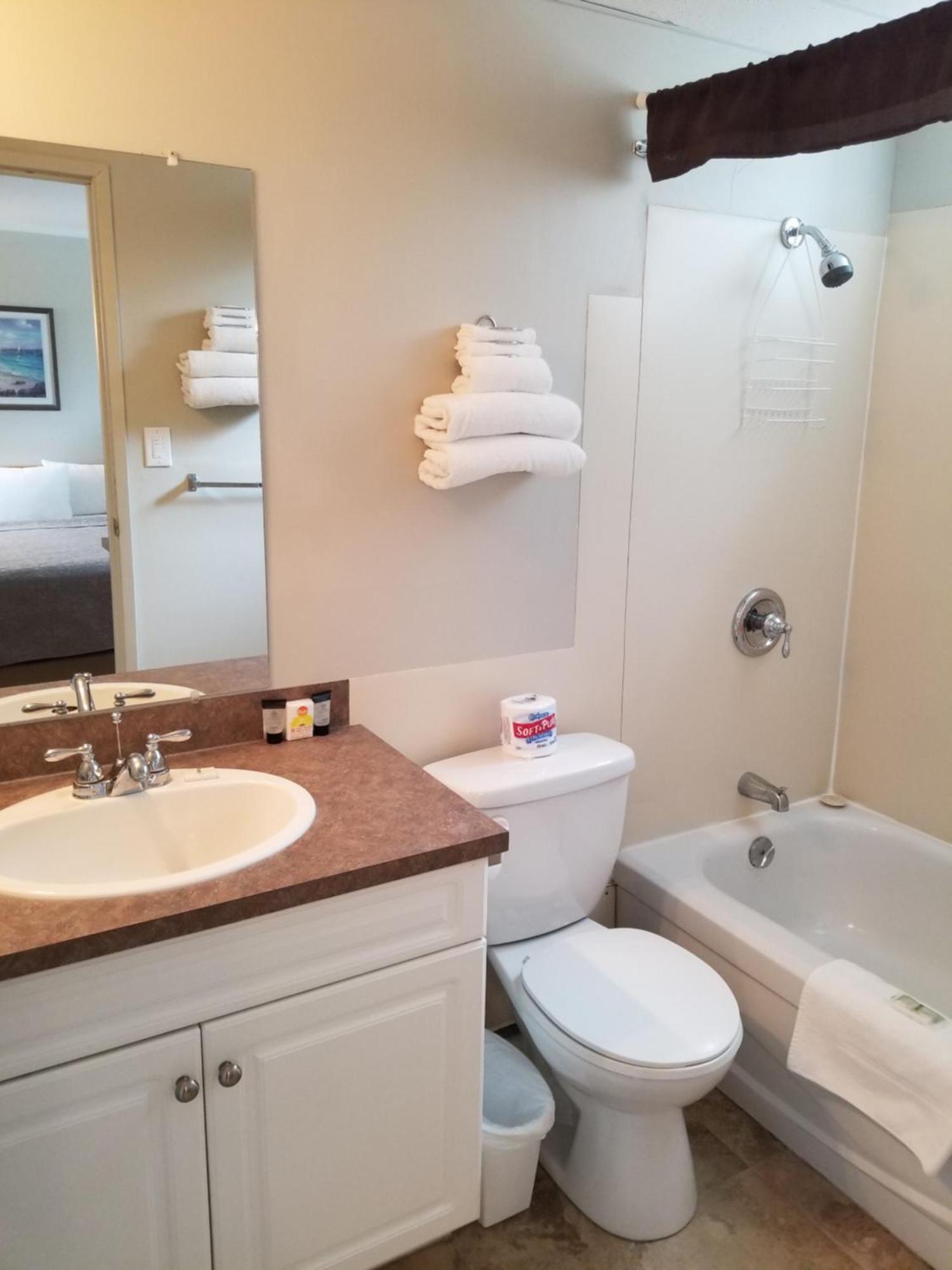 Osoyoos Lakeview Inn & Suites Ruang foto